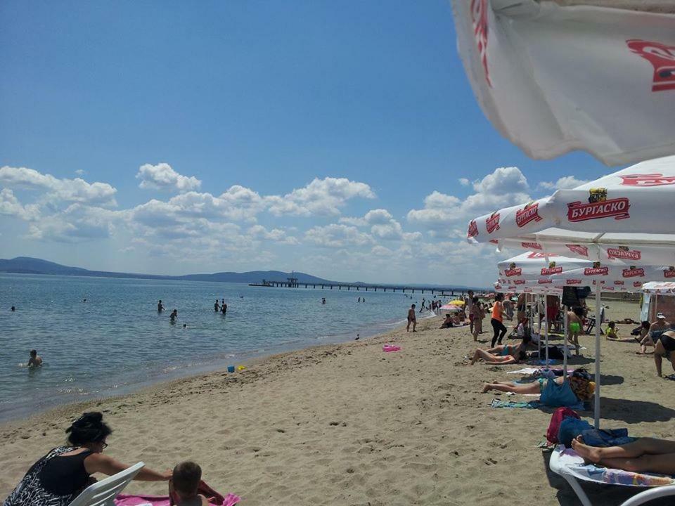 Апартамент Frendship Burgas Exterior foto